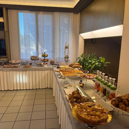 Park Hotel Castrocaro Terme Luaran gambar