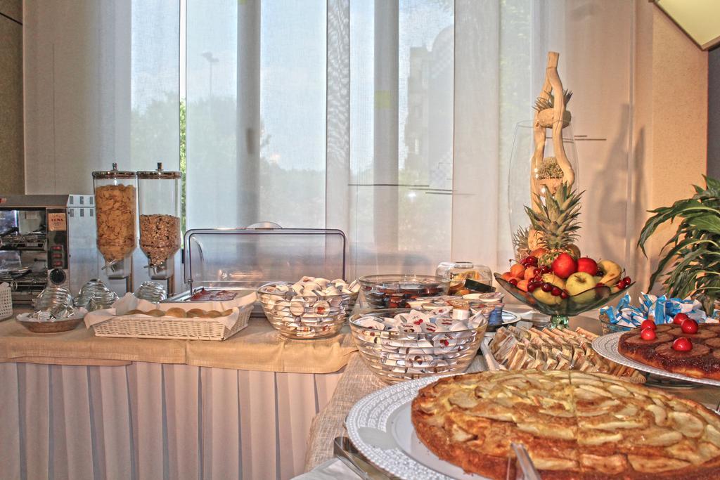 Park Hotel Castrocaro Terme Luaran gambar