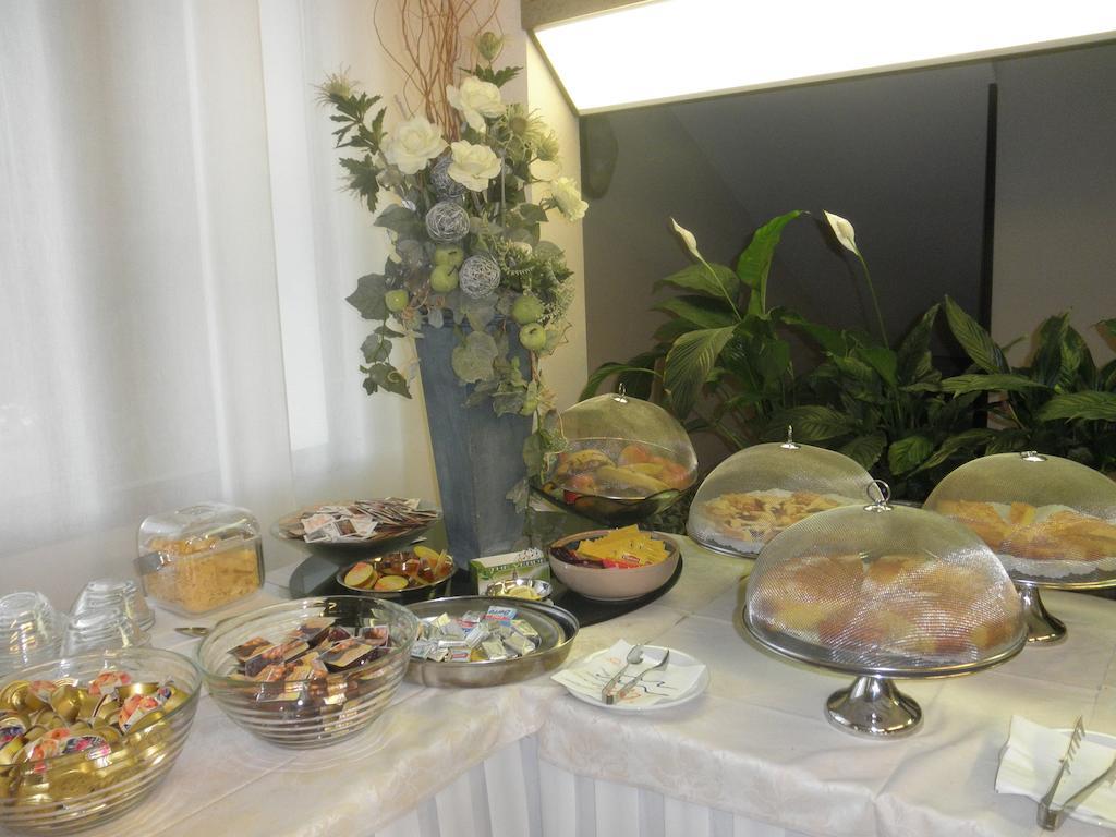 Park Hotel Castrocaro Terme Luaran gambar